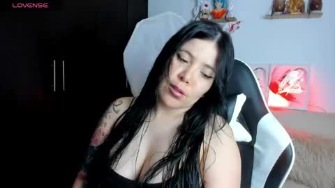 Ailyn  online show from 05/07/26, 03:23