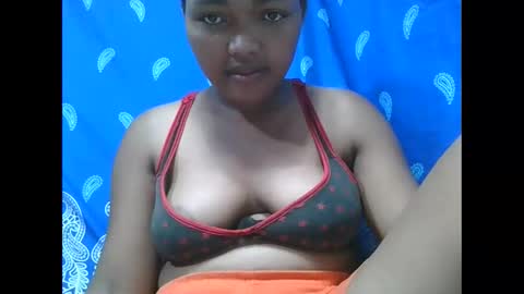 Snapshot of aimealdy chatting on 01/11/26, 03:55 aimealdy online show from 01/11/26, 03:55