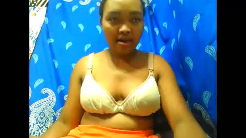 Snapshot of aimealdy chatting on 02/17/26, 05:04 aimealdy online show from 02/17/26, 05:04