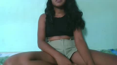 Snapshot of aimeamour chatting on 02/08/25, 10:18 aimeamour online show from 02/08/25, 10:18