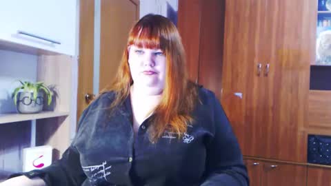 Snapshot of aimeerosebud chatting on 12/18/25, 10:10 AimeeRosebud online show from 12/18/25, 10:10
