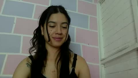 Snapshot of aine_ileana chatting on 03/02/26, 07:54 J online show from 03/02/26, 07:54