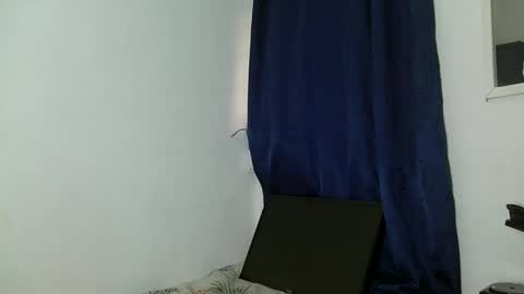 Snapshot of aine_ileana chatting on 03/08/26, 02:54 J online show from 03/08/26, 02:54