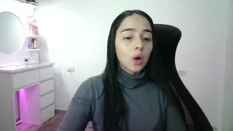 Snapshot of aineangeel chatting on 12/16/25, 12:26 AINE online show from 12/16/25, 12:26