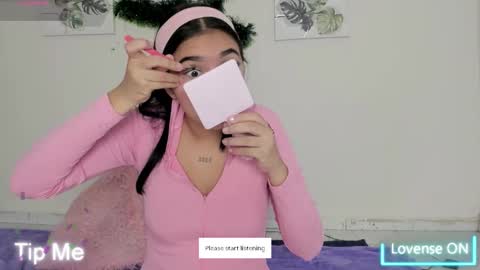 Ainoa  online show from 12/03/25, 12:36