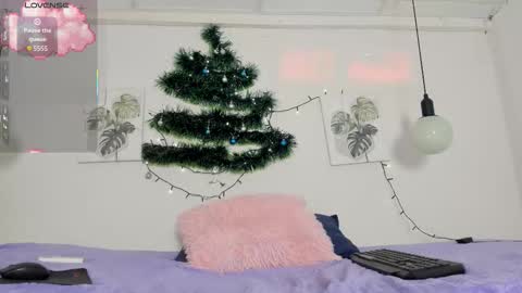 Ainoa  online show from 12/16/25, 01:27