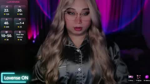 Snapshot of airisredfield_ chatting on 07/04/26, 02:12 Goddess Airis online show from 07/04/26, 02:12
