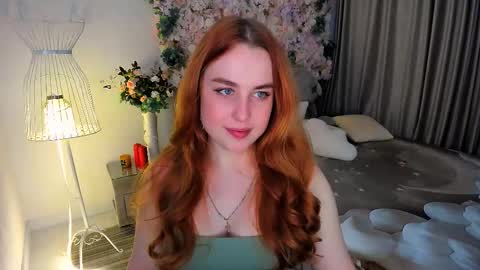 Louise online show from 11/30/25, 10:08