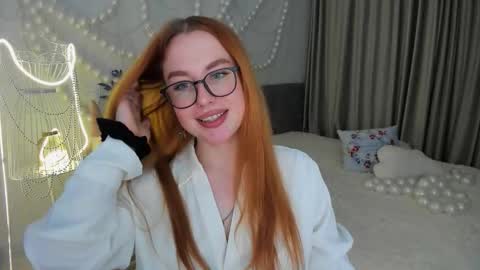 Louise online show from 12/15/25, 06:01