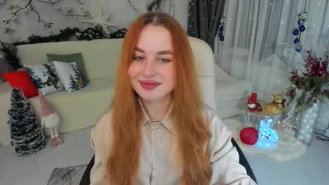 Snapshot of airysilhouette chatting on 12/22/25, 10:01 Louise online show from 12/22/25, 10:01