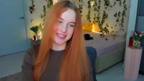 Snapshot of airysilhouette chatting on 02/03/26, 06:40 Louise online show from 02/03/26, 06:40