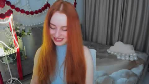 Snapshot of airysilhouette chatting on 02/11/26, 01:10 Louise online show from 02/11/26, 01:10