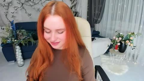 Snapshot of airysilhouette chatting on 03/05/26, 07:32 Louise online show from 03/05/26, 07:32