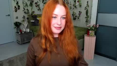 Snapshot of airysilhouette chatting on 06/20/26, 04:10 Louise online show from 06/20/26, 04:10