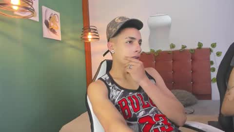 aisha_berry online show from 09/18/25, 04:14