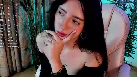 Aisha online show from 03/05/25, 02:45