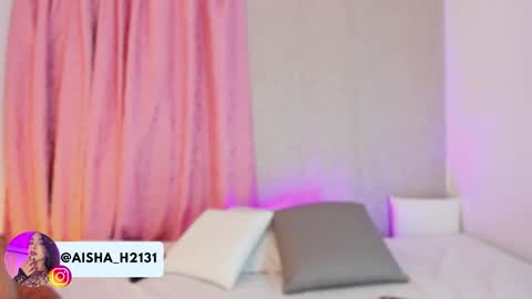 Aisha online show from 11/04/25, 09:14