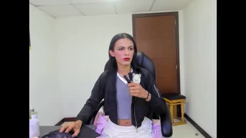 Snapshot of aisha_hotts777 chatting on 03/20/26, 03:44 Aisha online show from 03/20/26, 03:44