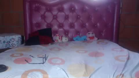 aisha koswell3 online show from 02/08/25, 12:28