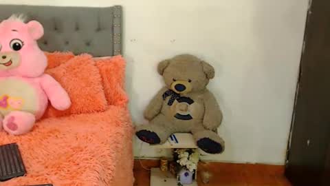 aisha_sex222 online show from 09/18/25, 10:23