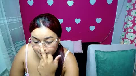 Snapshot of aisha_stacey0410 chatting on 05/14/26, 03:30 aisha_stacey0410 online show from 05/14/26, 03:30