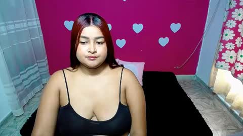 Snapshot of aisha_stacey0410 chatting on 05/22/26, 01:28 aisha_stacey0410 online show from 05/22/26, 01:28