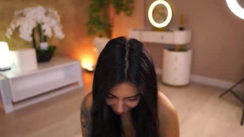 Maddy online show from 11/03/25, 07:37