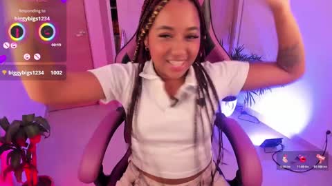 Aisha online show from 01/23/25, 04:19