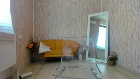 Aisha online show from 02/19/25, 09:39