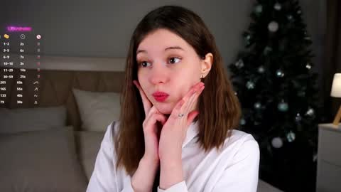 Snapshot of aislyfarran chatting on 01/14/25, 01:04 Aliza online show from 01/14/25, 01:04