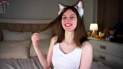 Snapshot of aislyfarran chatting on 01/26/25, 01:09 Aliza online show from 01/26/25, 01:09