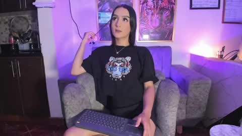 Snapshot of aitana_fox chatting on 08/03/26, 01:26 Aitana Fox online show from 08/03/26, 01:26