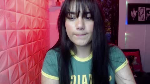 Snapshot of aitana_gomezz chatting on 12/03/24, 08:50 Aitana online show from 12/03/24, 08:50