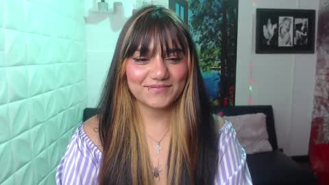Snapshot of aitana_gomezz chatting on 01/11/25, 09:04 Aitana online show from 01/11/25, 09:04