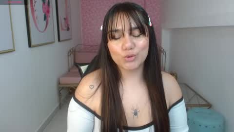 Snapshot of aitana_gomezz chatting on 05/11/26, 08:28 Aitana online show from 05/11/26, 08:28