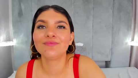 Snapshot of aitanajones1_ chatting on 06/20/26, 03:26 Aitana online show from 06/20/26, 03:26