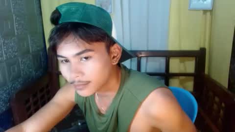 Snapshot of aivanboyyy chatting on 02/01/26, 12:48 aivanboyyy online show from 02/01/26, 12:48