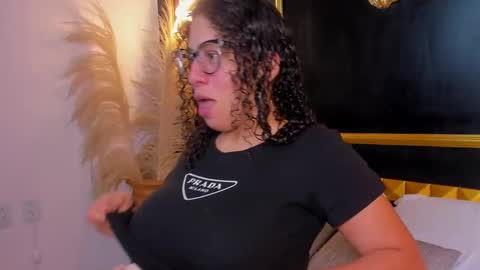 Aixa Burgos online show from 10/31/25, 12:17