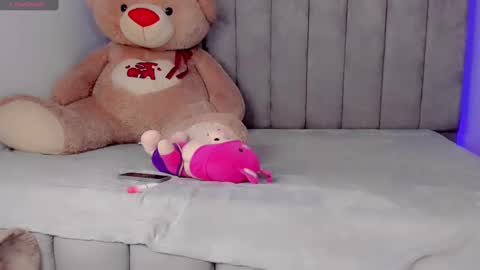 Snapshot of aixa_beltran chatting on 02/08/25, 11:22 aixa_beltran online show from 02/08/25, 11:22