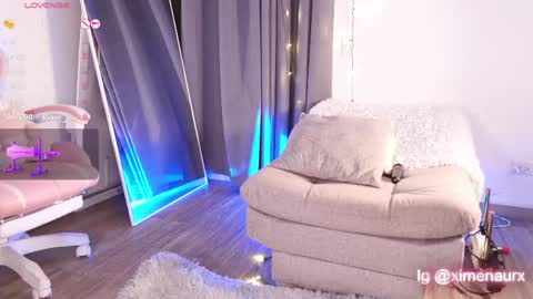 Snapshot of aixacheryl_ chatting on 03/19/26, 03:21 Ximena online show from 03/19/26, 03:21