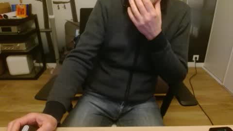 Snapshot of aixcited chatting on 02/07/26, 09:40 aixcited online show from 02/07/26, 09:40