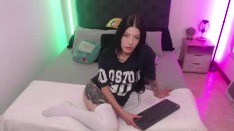 Snapshot of aizen_myo chatting on 06/11/26, 06:22 Aizen My- online show from 06/11/26, 06:22