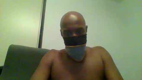 aj297914 online show from 11/04/25, 11:04