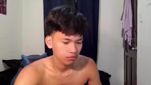 aj_daksxx online show from 05/04/26, 04:30