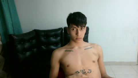 Snapshot of ajhoansebastian94 chatting on 04/28/26, 02:27 SebasT-sex online show from 04/28/26, 02:27