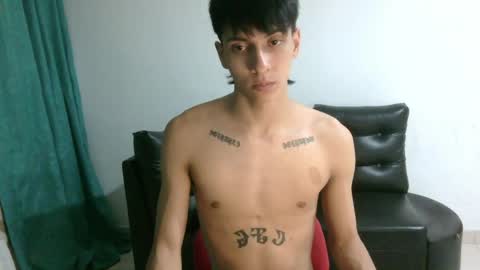 Snapshot of ajhoansebastian94 chatting on 05/03/26, 06:30 SebasT-sex online show from 05/03/26, 06:30