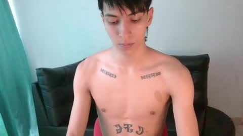 Snapshot of ajhoansebastian94 chatting on 05/04/26, 05:20 SebasT-sex online show from 05/04/26, 05:20