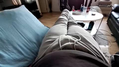 Snapshot of ak_2 chatting on 01/09/26, 11:35 ak_2 online show from 01/09/26, 11:35