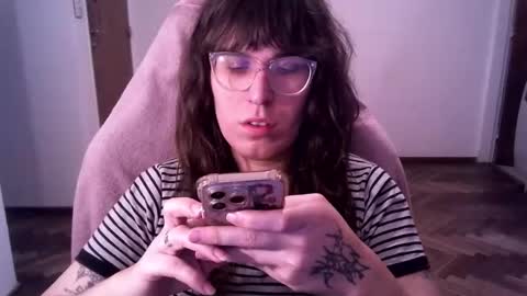 Snapshot of akamedolle chatting on 12/16/25, 04:17 Veronica Akame 3 online show from 12/16/25, 04:17