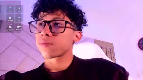 akazaboy online show from 07/14/26, 04:39